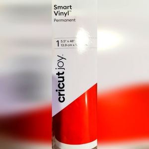 Cricuit Smart Vinyl Permanent NWT (red)